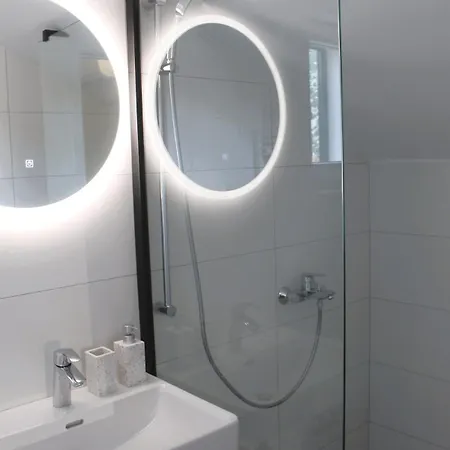 Miravalle, - Lux With Private Parking, Jacuzzi And Heated Pool