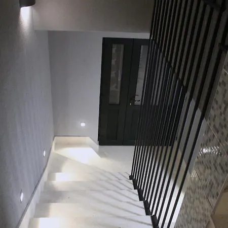Villa Miravalle, - Lux With Private Parking, Jacuzzi And Heated Pool
