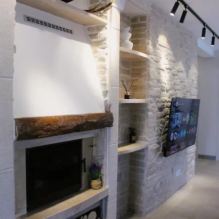 Miravalle, - Lux With Private Parking, Jacuzzi And Heated Pool Villa
